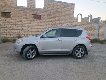 Toyota: Toyota RAV4: 2 l | 2008 il Universal