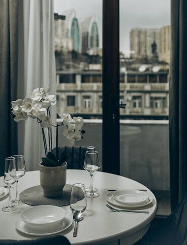 Günlük kirayə mənzillər: 2 otaqlı, Səbail r. r-nu — 6