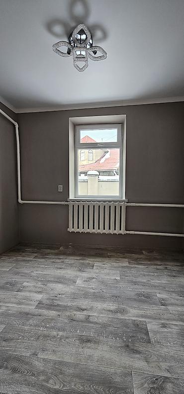 Продажа коттеджей и домов: Продаётся добротный кирпичный дом 85 кв.м на участке 3сотки в районе — 18