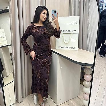 Вечерние платья: Вечернее платье, Коктейльное, Длинная модель, Велюр, С рукавами, С пайетками, Все размеры — 2