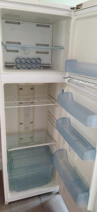xaladelnik ev: İşlənmiş 2 qapılı Beko Soyuducu Satılır, rəng - Ağ — 5