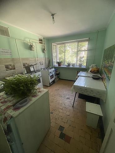 flat osh: 1 комната, 12 м², ул. Московская / Ибраимова Гостиничный тип, 2 этаж, Косметический ремонт — 3