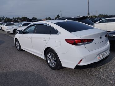 сонату: Hyundai Sonata: 2018 г., 2 л, Автомат, Газ, Седан