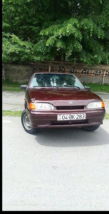 lada 2115: Lada Samara (VAZ 2115), tünd qəhvəyi rəng. Sedanikə bənzər 5 qapılı — 3