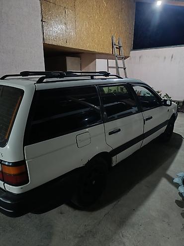 transporter multivan: Volkswagen Passat Variant: 1991 г., 2 л, Механика, Газ, Универсал — 6