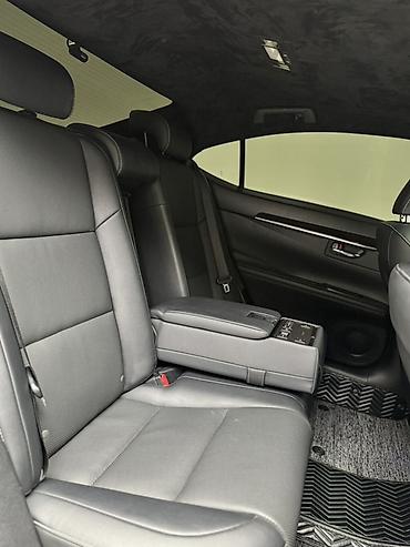 Lexus: Lexus ES: 2017 г., 2.5 л, Вариатор, Гибрид, Седан — 11