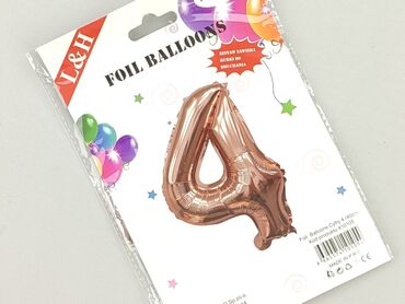 Foliowy balon w kształcie cyfry 4 w kolorze różowego złota. Balon jest