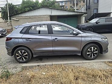 самые дешёвые авто: BYD E2: 2026 г., Электромобиль, Хэтчбэк — 2
