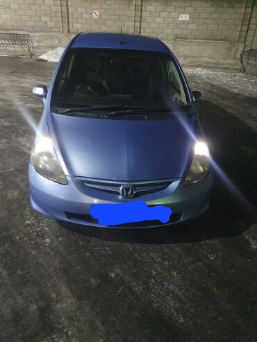 Honda: Honda Fit: 2003 г., 1.3 л, Вариатор, Бензин, Седан