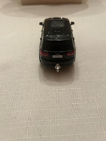 jeep wj: Jeep Grand Cherokee metal maşın modeli - Miqyas: təxmini 1:32 — 7