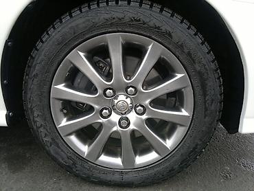 МЕНЯЮ Комплект оригинальных легкосплавных дисков Toyota с шинами два
