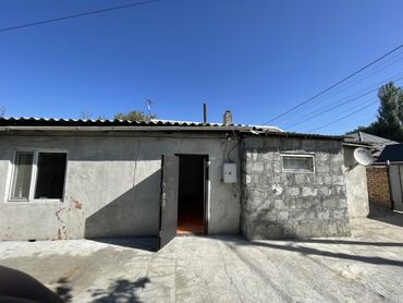 срочно срочно продай дом село петровка: Малый жилой дом. Внутри дом имеет простую планировку, включающую