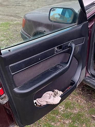 Audi: Audi S4: 1993 г., 2 л, Механика, Бензин, Универсал — 32