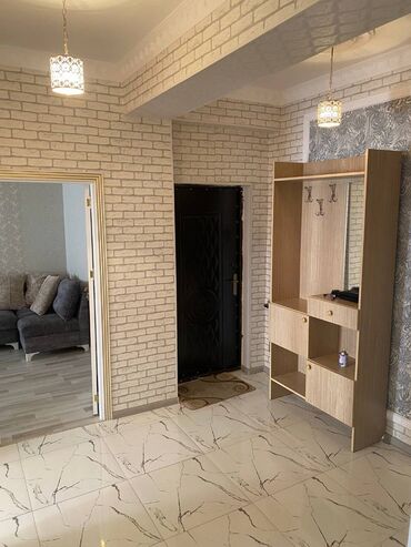 Uzunmüddətli kirayə mənzillər: Xirdalanda bazar sora yaxin 16 mertebeli binanın 3-cu mərtəbəsində — 9