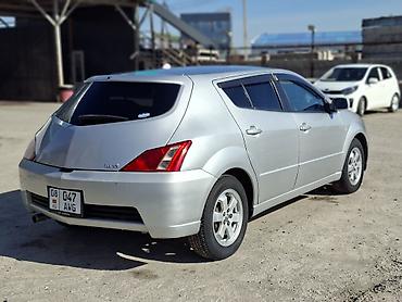 corolla 2004: Toyota WiLL: 2003 г., 1.8 л, Автомат, Бензин, Хэтчбэк — 4