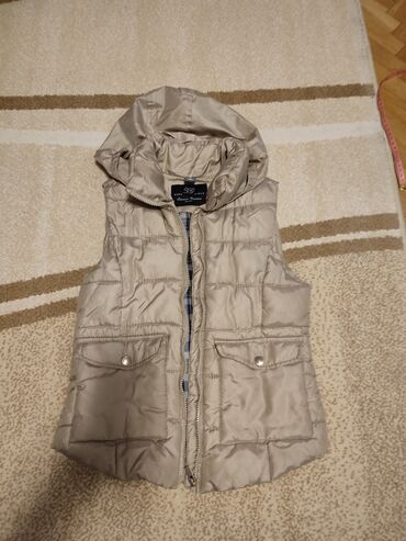 bež kaput: Zara prsluk za devojčice,vel.148,dužina 55cm