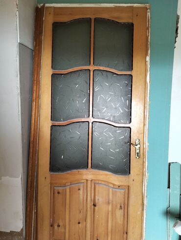 Otaq qapıları: Qonaq otağı üçün İşlənmiş Otaq qapısı 90x210 sm Naliçnik ilə, Ünvandan götürmə — 10