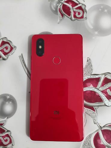 Уюлдук телефондор жана аксессуарлар: Xiaomi, Mi 8 SE, Колдонулган, 64 ГБ, түсү - Кызыл, 1 SIM, 2 SIM — 2