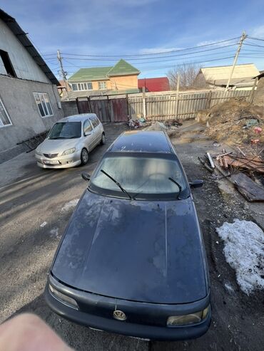 Volkswagen: Volkswagen Passat: 1988 г., 1.8 л, Механика, Бензин, Седан — 4