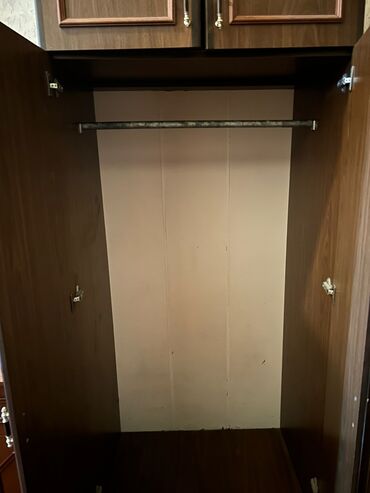 Dolablar: İşlənmiş, 4 qapılı Düz dolab, Qarderob, paltar dolabı — 6