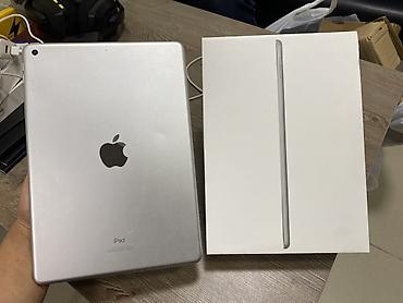 Планшеты: Планшет, Apple, память 128 ГБ, 10" - 11", Wi-Fi, Б/у, Классический цвет - Серебристый — 3