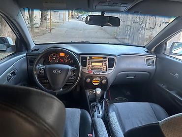 afdomobil: Kia Rio: 1.5 l | 2007 il Sedan — 4