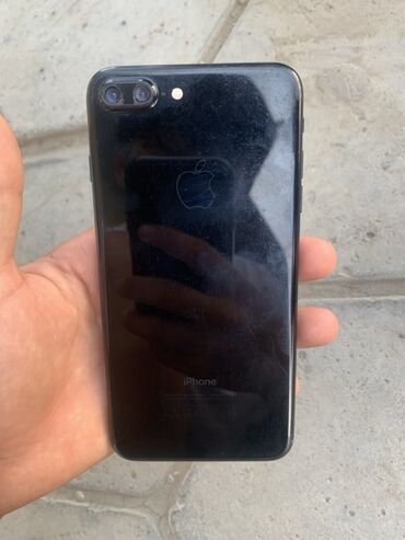 iphone 8 купить: IPhone 7 Plus, Б/у, 32 ГБ, Черный, Чехол, 80 %