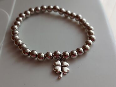 louis vuitton narukvice: Charm bracelet, Handmade, Material: Beads