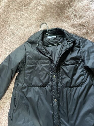 теплые зимние куртки женские: Пуховик, S (EU 36), M (EU 38), L (EU 40)