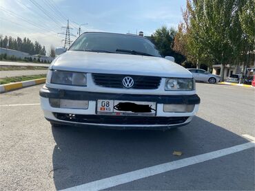 машина ферари: Volkswagen Passat: 1994 г., 2 л, Механика, Бензин, Седан