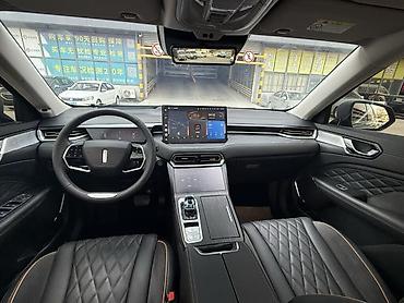 Derways: Кроссовер (рестайлинг) — WEY Latte DHT компактный SUV с выразительным — 7