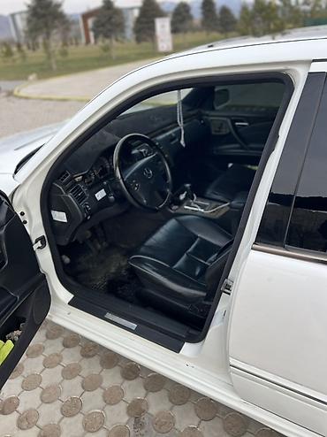 Mercedes-Benz: Mercedes-Benz E-Class: 2002 г., Седан — 8