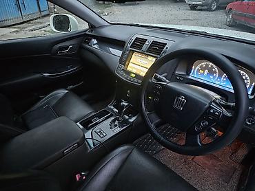 range rover 2010: Toyota Crown: 2010 г., 3.5 л, Автомат, Гибрид, Седан — 5
