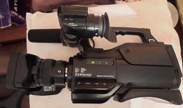 canon video: Sony HD1500. kamera rasiyadan gəlib iki batareyka prajektor adaktor