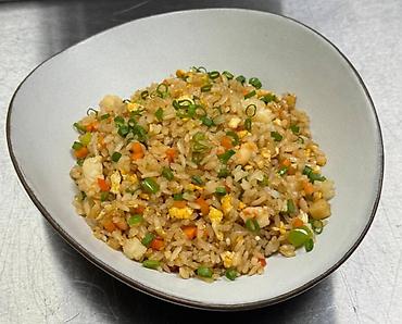 Повара: Повар Сушист. Больше 6 лет опыта at lalafo.kg — 25 Повара: Повар Сушист. Больше 6 лет опыта — 25