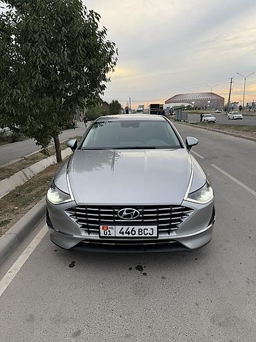 sonata гибрид: Hyundai Sonata: 2019 г., 2 л, Автомат, Гибрид, Фастбек — 5