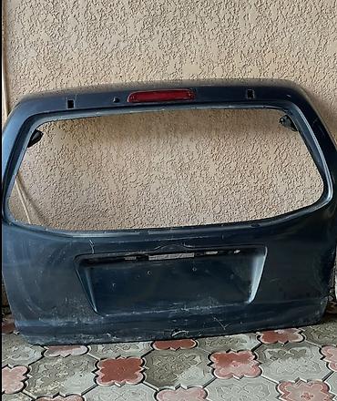 трибут: Крышка багажника Mazda tribute 
Жашыл 7000 баасы 
Көк 5000 — 2