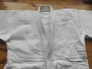 форма волейбольная: Продам свое кимоно рост: 155-170, носил в Японии когда учился там