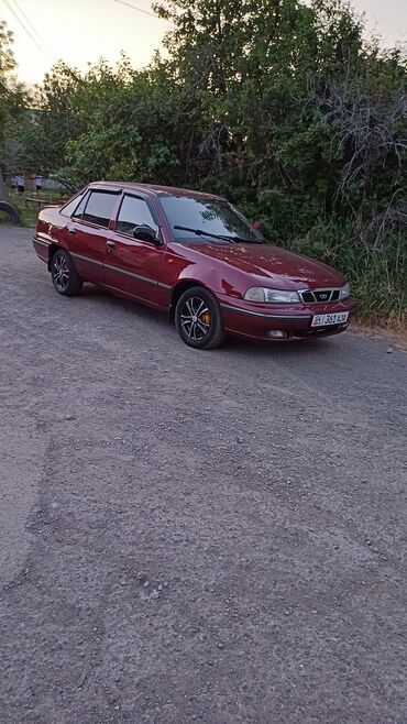 Daewoo: Daewoo Nexia: 1996 г., 1.5 л, Механика, Бензин, Седан