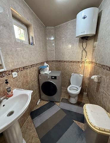 Продажа коттеджей и домов: ‼️Продается двухэтажный дом в г.Шопоков(Сокулукский район). Дом — 20