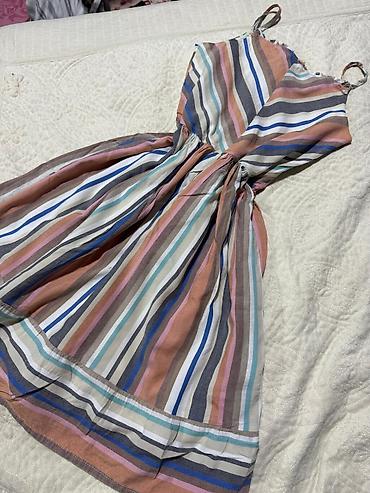 Dəstlər, kostyumlar: Coxsu amerikadan alinib . Hamsi cox yaxwi veziyyetdedir. Her biri 1. 2 — 13