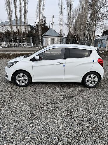 Chevrolet: Chevrolet Spark: 2017 г., 0.1 л, Вариатор, Бензин, Хэтчбэк — 6