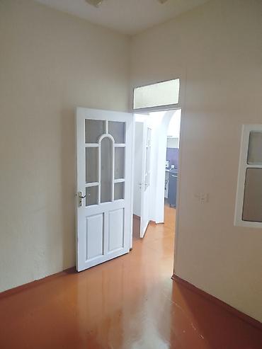 Həyət evləri və villaların satışı: 3 otaqlı, 74 kv. m, Kredit yoxdur, Orta təmir — 10