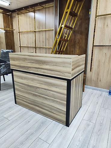 Витрины: Витрина Для телефонов и их аксессуаров, Лофт, 200 см * 180 см * 35 см, Новый — 14