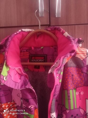 советская ваза: Продаю куртку в хорошем состоянии для девочки 5 -6 лет. Находится в
