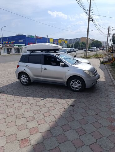tayota runx: Toyota ist: 2003 г., 1.3 л, Автомат, Бензин, Седан
