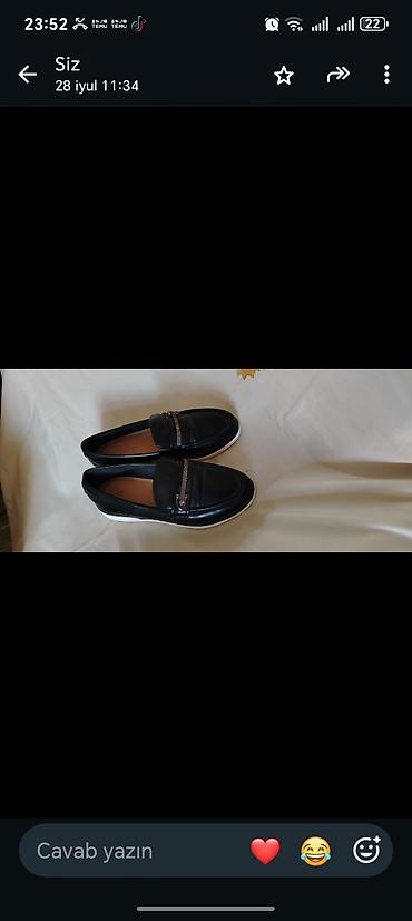 Qadın loafer ayaqqabısı - Rəng: qara - Model: klassik loafer, üst