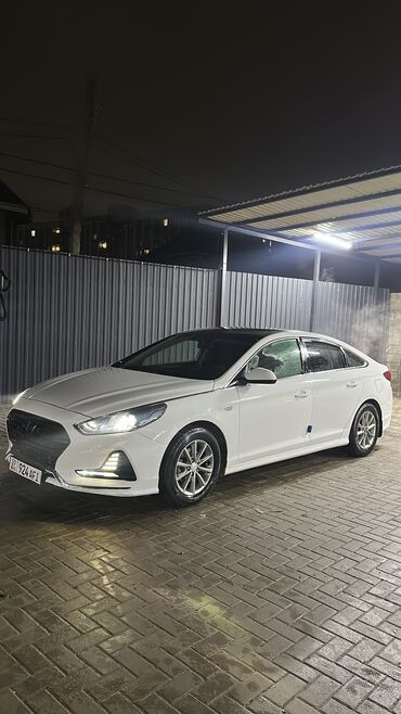 Hyundai: Hyundai Sonata: 2018 г., Бензин, Седан — 4