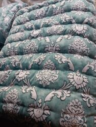 Süni güllər: Böyüklər üçün Qış üçün Yorğan