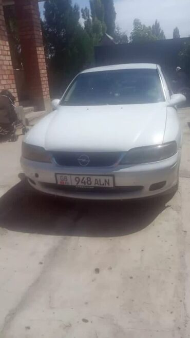 сполер на авто: Opel Vectra: 2000 г., 1.8 л, Автомат, Бензин, Седан